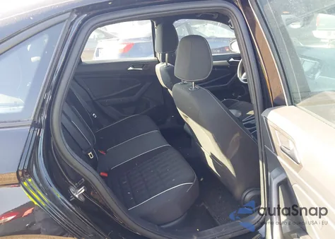 2022 Volkswagen Jetta 1.5T Sport из США, поврежденный, VIN 3VWBM7BUXNM032932